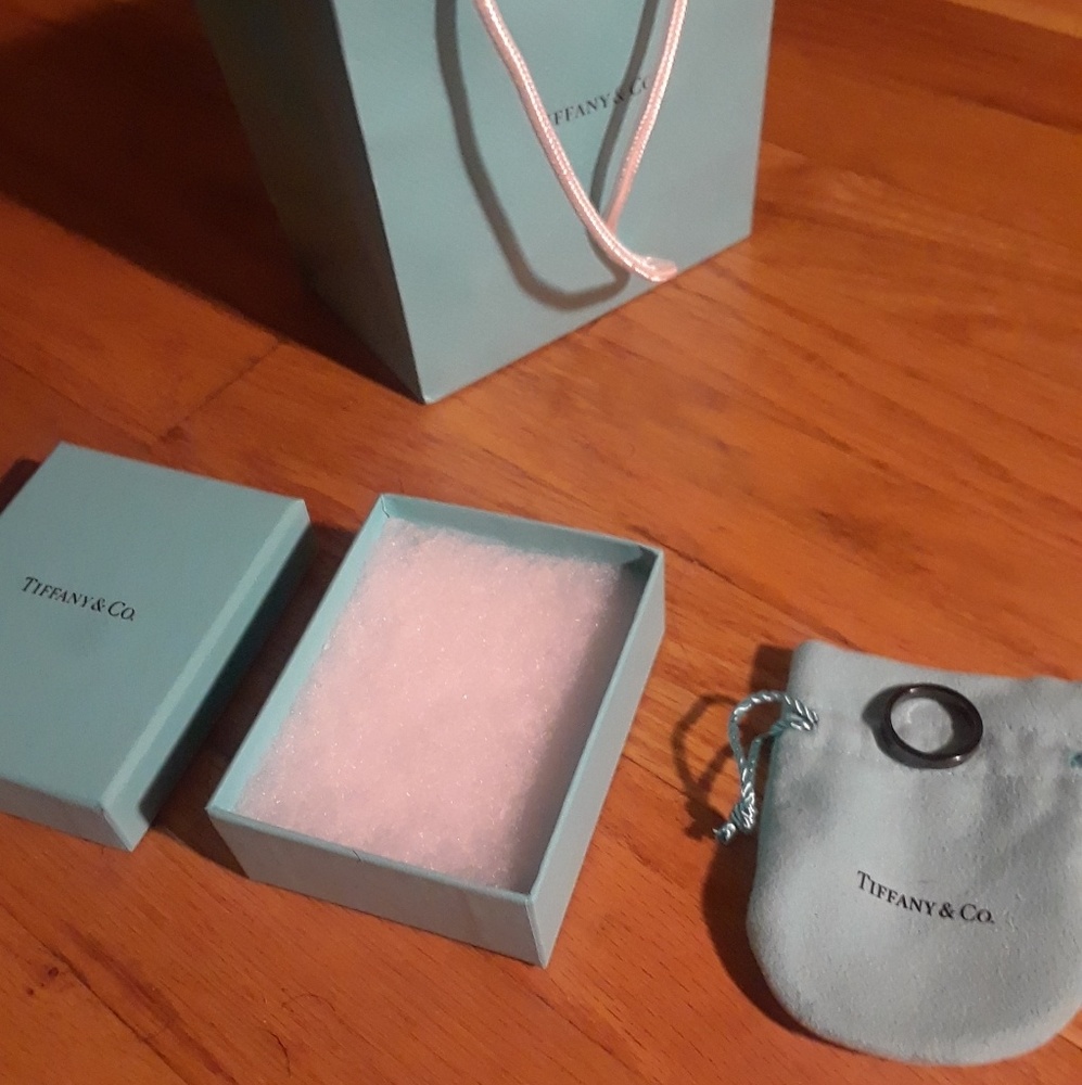 Tiffany 1837 ring in black titanium